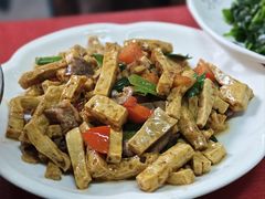 -黔人百味.贵州菜