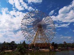 -七彩云南欢乐世界