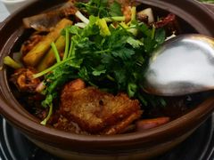 -胡须佬鸡煲四季火锅店(石厦西村直营店)