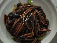 -满江红四季餐厅 · 国家五钻级酒家(新纪元大酒店店)