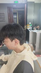 -藤野造型烫发染发