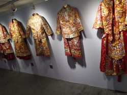 点击看大图 -觅白婚纱礼服馆