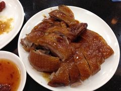烧鹅（上方）-丽的面家(多宝路店)