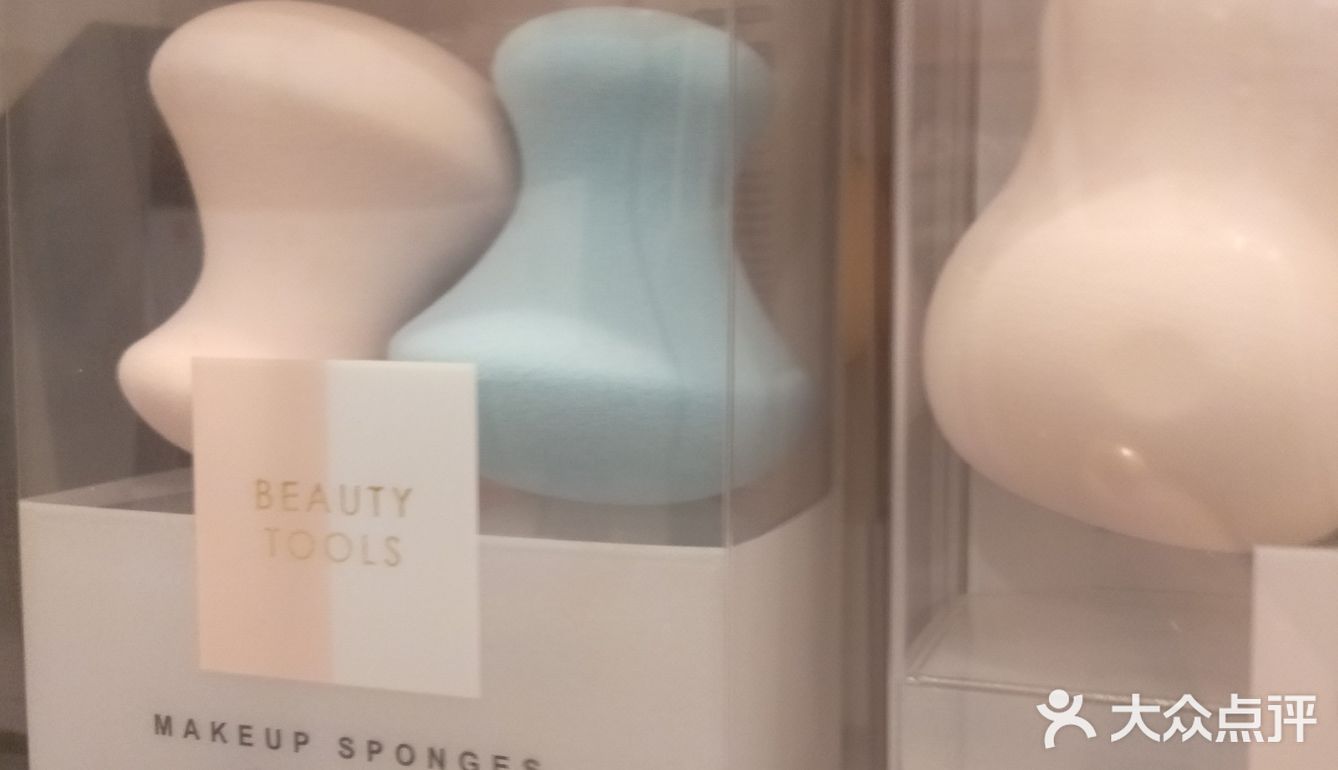 很多小伙伴名创优品这几个字不太陌生吧，它里面卖的产品