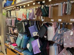 -百新书局(尚悦湾店)