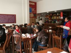 大堂-天回镇何氏豆腐(总店)