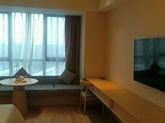 -全季酒店(上海青浦吾悦广场淀山湖大道店)