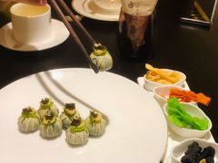 鱼子酱石榴包-甄御•海鲜新青岛菜(麦岛店)