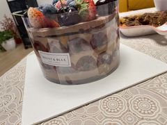 -山与蓝·轻糖鲜果蛋糕(勒泰店)