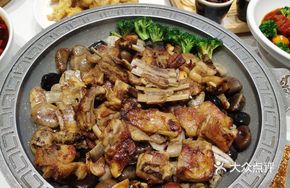 Raw-Cooked Tan Lamb Ribs