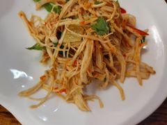 -滇香肴·云南菜蒸汽石锅鱼(云南北路店)