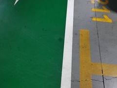 -绿洲中环中心-停车场