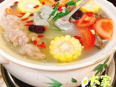 黑豆花山药蹄花牛肉-花水湾红太阳牛肉汤锅