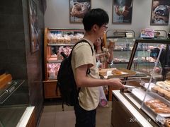-巴黎贝甜(宜山路店)