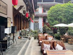 -华冠悠岚·庭院餐厅(青城后山店)