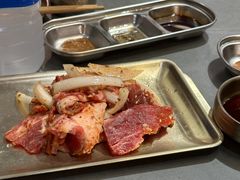 -围炉肉舍•炭烤活鳗•丹东海鲜烤肉(步行街店)