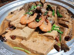 东来烧杂鱼-东来菜馆•手抓海鲜家常菜•海鲜锅贴(鸽子窝店)