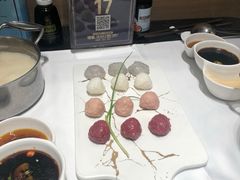 -红鼎豆捞·非遗鲍皇汤火锅(宝丰路店)