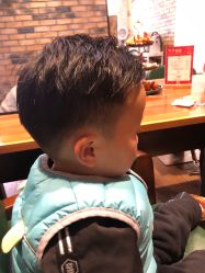 -PE SALON