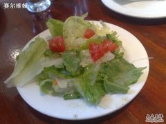 色拉-BISTROFIORE美伊娜(伊犁南路店)