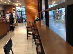 -星巴克(上海虹桥新天地二店)