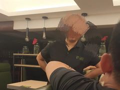 -佰搭果·广式茶餐厅(西华路店)