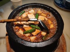 石锅沃豆腐-桂满陇-十里风荷(合生汇店)