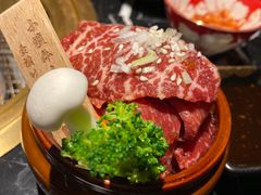 -山川小町·极番烧肉(新地假日广场店)