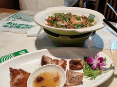 -绿草地·湘菜(酃湖师院店)