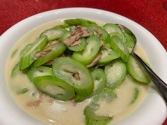 海蜇里子炖丝瓜-青岛富力艾美酒店-乐美中餐厅创意胶东菜