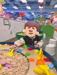 -莫莉幻想儿童乐园(三河燕郊永旺店)