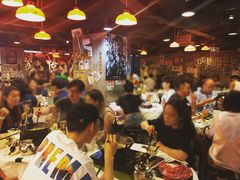 大堂-鲜入围煮花胶鸡海鲜火锅