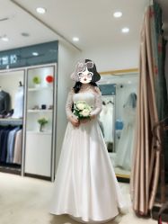 点击看大图 -予白婚纱礼服馆