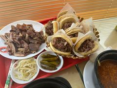 -闫家驴肉老店(华电一校店)