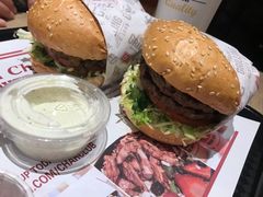 -The Habit Burger Grill 哈比特汉堡(爱琴海店)