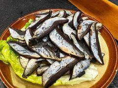 见手青-阿山卓·野生菌火锅·纳西火塘烤肉