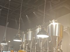 -HUZI虎滋精酿餐吧(京西大悦城店)