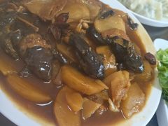 -巧婆婆特色东北菜·铁锅炖