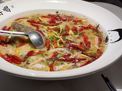 -江渔儿酸菜鱼(万科东荟城店)