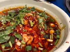 冒脑花-马路边边串串香(双井直营店)