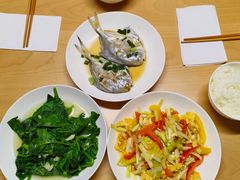 -爱的果实月嫂育婴师(世纪东方店)
