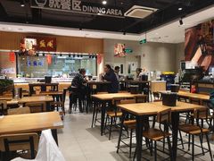 大堂-盒马鲜生(红莲店)