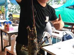 -拉威海鲜市场
