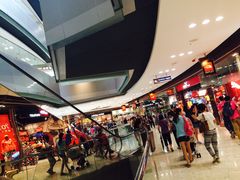 -东荟城名店仓
