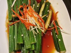 -靠山屯东北农家菜(八龙桥雅苑店)