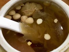 雪梨雪耳炖猪展汤-煲煲掂风味煲仔饭餐厅(西区店)