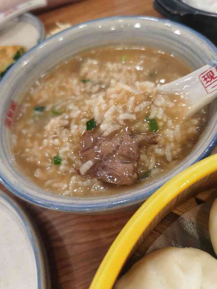 刘大妈现熬粥(金川街店)-"去北方买东西,想吃点热乎的,搜到了这家粥.