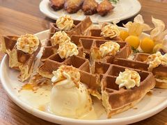 -花苑里咖啡(威远店)