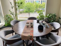 -华致酒行(沈砖公路店)