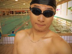 -健龙森俱乐部·游泳·健身·羽毛球综合体育馆